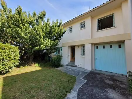 vente maison à castelsarrasin (82100) : à vendre / 120m² castelsarrasin