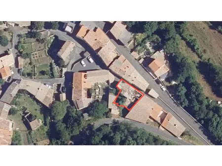 vente maison 6 pièces 250 m² à salvezines (11140)  9 000 €