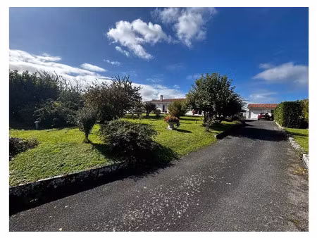 vente maison 7 pièces 150 m² à mouthiers-sur-boëme (16440)  166 000 €