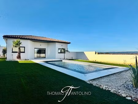 villa d'architecte 175 m2 - piscine - vue montagne noire - garage