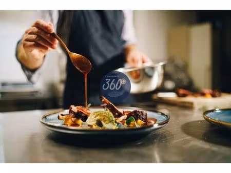 restaurant plein de charme sur axe tres frequente