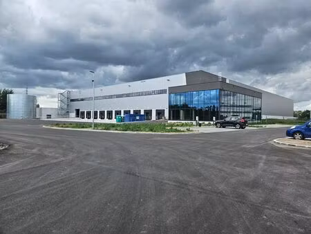 2 nieuwbouw logistieke units met kantoor