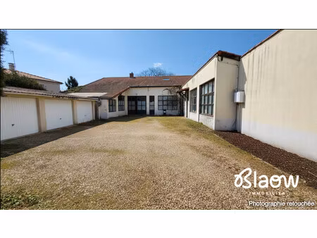 locaux d'activité de 300 m² à saint-chamond à vendre