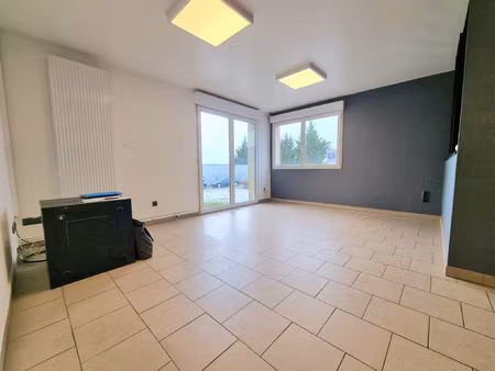 à louer local professionnel 600 m2