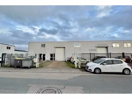 a louer - local d'activité idéal artisan