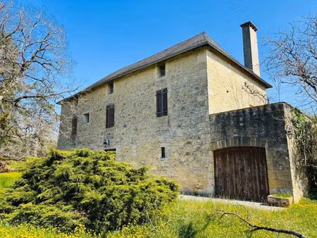 vente maison 8 pièces 185 m² à les farges (24290)  265 500 €