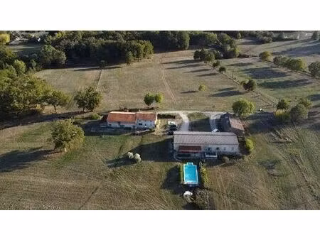 maison de luxe de 5 pièces en vente à saint-michel-de-double  nouvelle-aquitaine