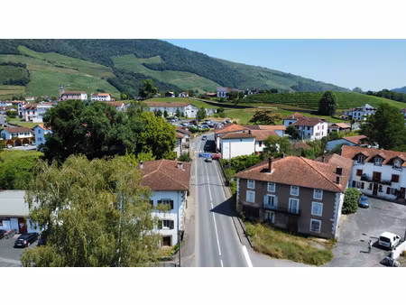 ancienne maison de maître à rénover entièrement aux portes d
