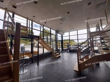 à louer - local commercial - theix - 370 m²