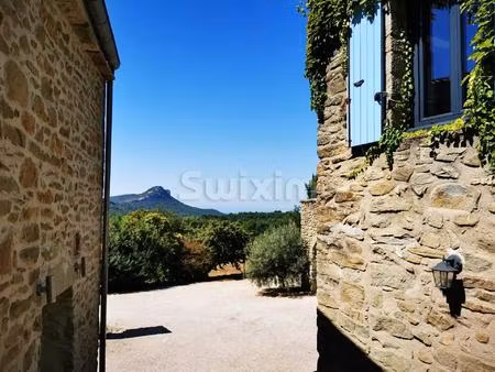 propriété avec vue