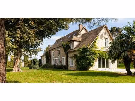 maison avec piscine et terrasse douains (27)