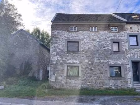 maison avec grange à rénover - a vendre