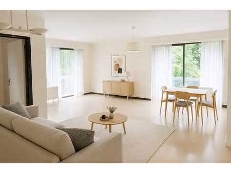 appartement avec 3 balcon