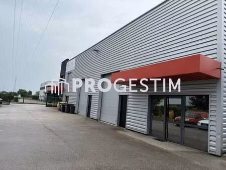 local d'activités à louer