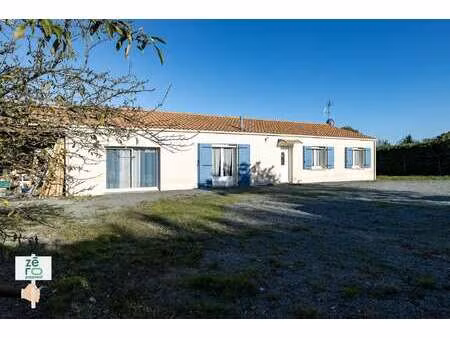 vente maison piscine à thorigny (85480) : à vendre piscine / 132m² thorigny