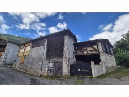 exclusivité  a vendre  sacoué  maison de 82 m² habitables sur une parcelle de 891 m²