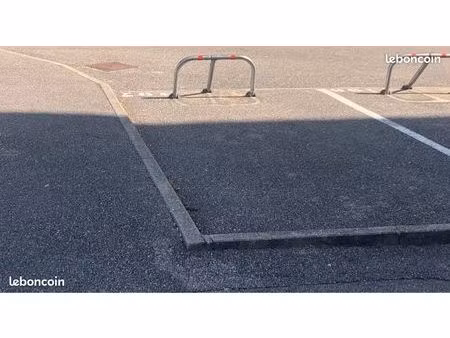 location place de parking pont de claix 5 minute de grenoble