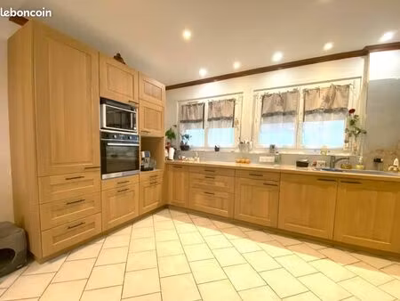 maison 5 pièces 100 m²