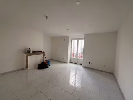 a vendre - saint-pons-de-thomieres - immeuble de rapport 140