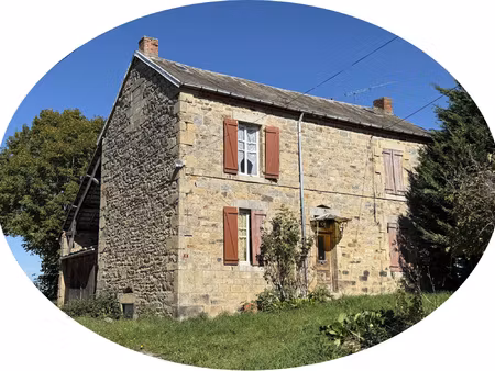 auv 1194 : belle maison en pierres  à rénover  dépendances 