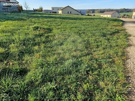 terrain 1 572 m² velesmes echevanne