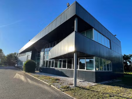 vente commerce 700 m² terssac (81150)