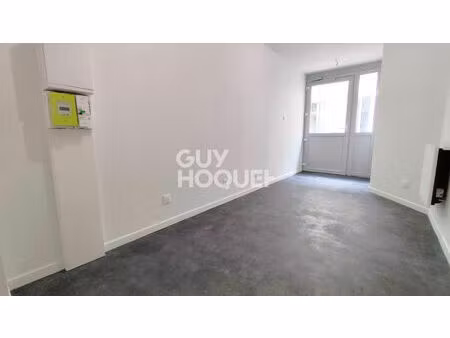 local commercial / professionnel hyper centre agen