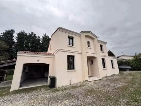 maison - 180 m2 - 5 pièces - vide