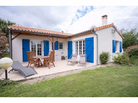 le bourg est 19 - vasles les forges