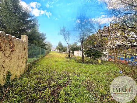 belleville - terrain constructible 648 m2 calme libre