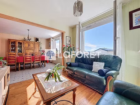 a vendre maison combrand