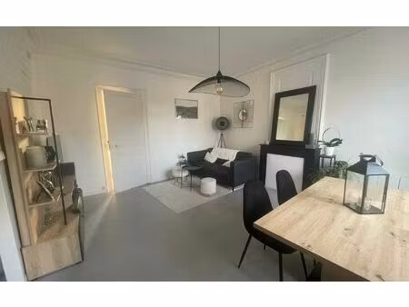 location appartement  m² t-2 à équeurdreville-hainneville  640 €
