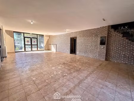 vente locaux professionnels 3 pièces 123 m² à biguglia (20620)  229 000 €