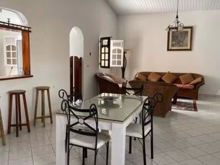 grand haut de villa t4 meublee a louer en colocation ou en location simple  martinique