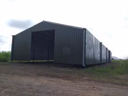 a louer entrepôt / activité agricole 660 m2  martinique