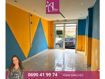 à louer - local commercial 22m2 - rdc - saint-françois  guadeloupe