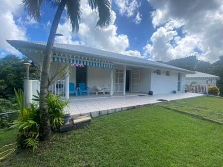 haut de villa meublé toutes charges comprises f3 - 150 m² - le francois  martinique