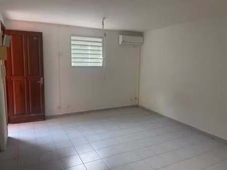 appartement petite surface à louer à gosier avec key immo  guadeloupe