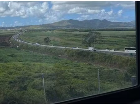 bureaux ducos 150 m2 (ou / et 60 m2)  martinique