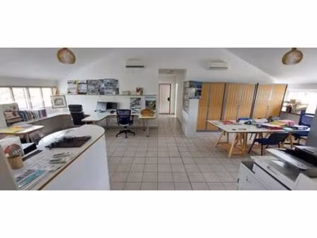 t4 a louer 115m² ideal bureau marina  guadeloupe