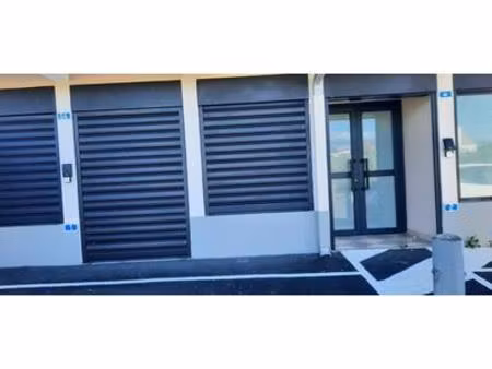a louer local professionnel de 52 m² sur saint-andré  réunion