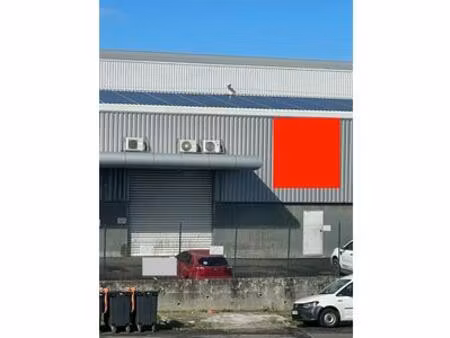 entrepôt et bureaux baie mahault 220 m2  guadeloupe