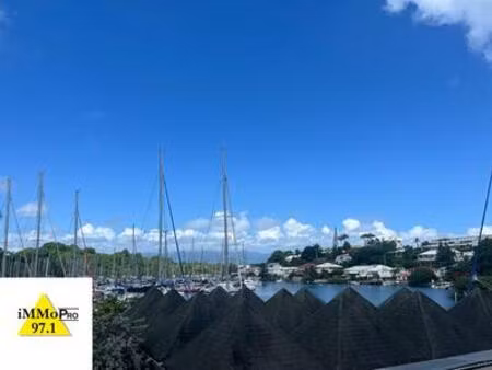 local aménagé de standing 143 m3 sur la marina du gosier 971  guadeloupe