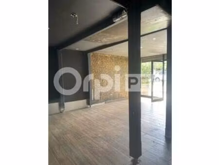 local commercial à louer  guadeloupe