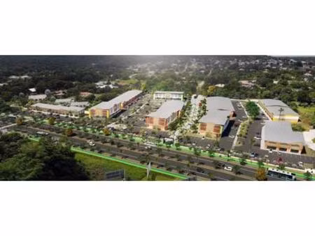 a louer local commercial 136 m2  guyane