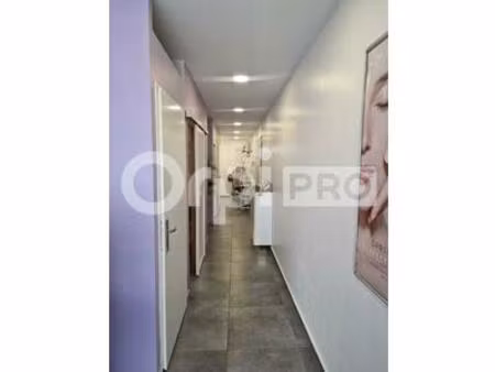 local professionnel à louer  guadeloupe