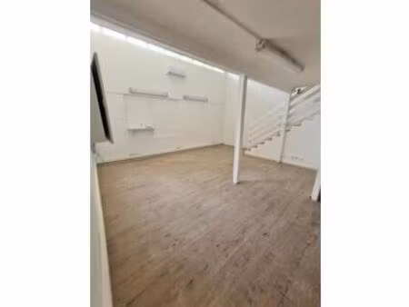 local avec mezzanine - 51 89 m² - centre ville  réunion