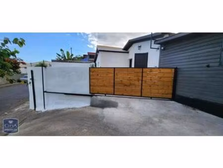 location villa 4 pièces 90 m2 à saint-louis  réunion