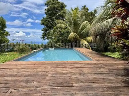 à louer - villa t5 meublée avec piscine et vue mer  martinique
