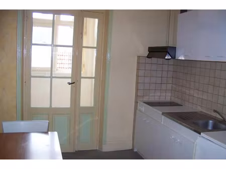 location appartement 1 pièce 26 m² à saint-quentin (02100)  429 €